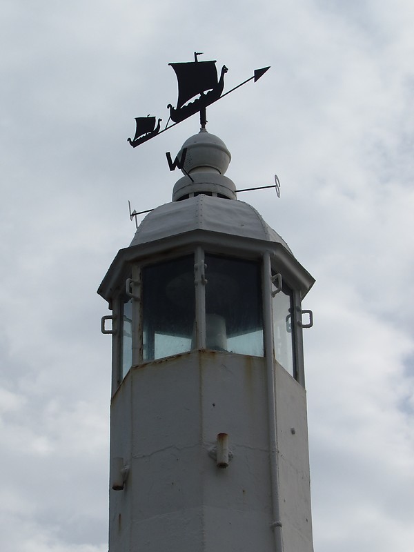 Isle of Man /Peel Breakwater lighthouse - lantern
Keywords: Isle of Man;Peel;Irish sea;Lantern