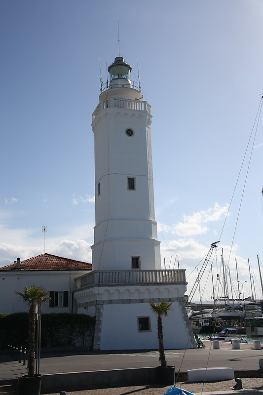 Rimini Lighthouse
Keywords: Rimini;Italy;Adriatic sea