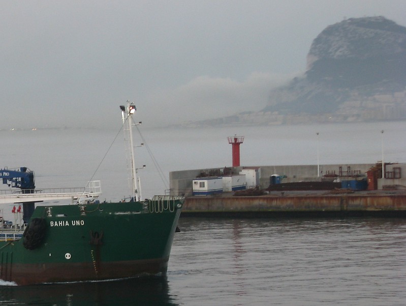 Andalucia / Algeciras / Outer breakwater light
Keywords: Algeciras;Spain;Strait of Gibraltar;Andalusia