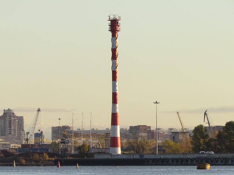 Saint-Petersburg / Lesnoy Mole Range Rear lighthouse
This is tallest Russian lighthouse and one of the tallest lighthouses in the world. 
Also radar tower for Saint-Petersburg VTS
Keywords: Russia;Neva river;Gulf of Finland;Saint-Petersburg;Vessel Traffic Service