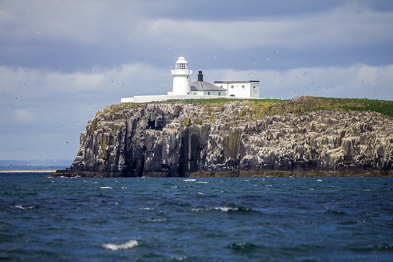 Inner Farne lighthouse
Author of the photo: [url=https://jeremydentremont.smugmug.com/]nelights[/url]
Keywords: Farne Islands;England;United Kingdom;North Sea