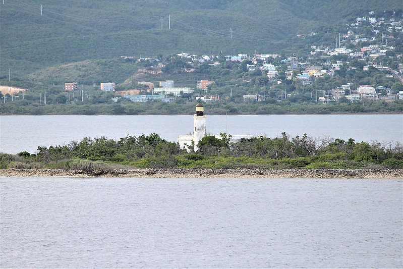 Isla de Cardona Lighthouse
Author of the photo: [url=https://www.flickr.com/photos/bobindrums/]Robert English[/url]
Keywords: Puerto Rico;Caribbean sea