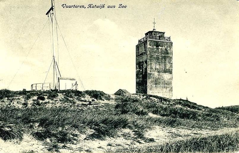 North Sea / Katwijk Lighthouse - historic picture
Author of the photo: [url=https://www.flickr.com/photos/21475135@N05/]Karl Agre[/url]

Keywords: Katwijk;North sea;Netherlands;Historic
