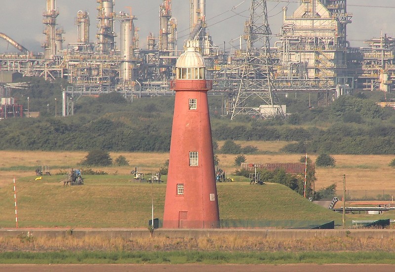 Lincolnshire / Killingholme High lighthouse
Rear range
Keywords: Humber;England;United Kingdom;North sea