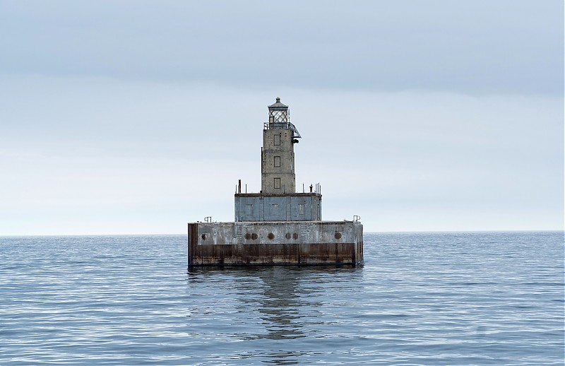 Michigan / Lansing Shoal lighthouse
Author of the photo: [url=https://www.flickr.com/photos/selectorjonathonphotography/]Selector Jonathon Photography[/url]
Keywords: Michigan;Lake Michigan;United States;Offshore