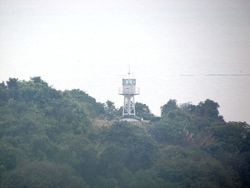 Hong Kong / Tang Lung Chau (Kap Sing) lighthouse
Keywords: Hong Kong;South China sea;China
