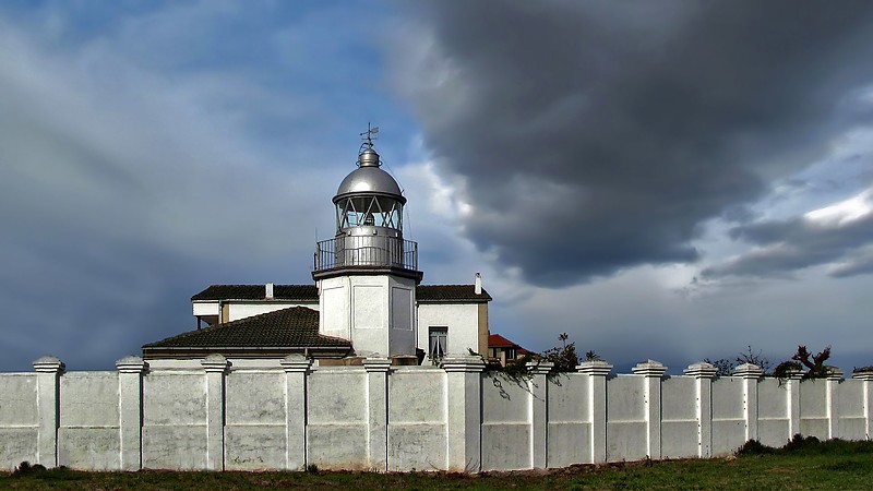 Asturias / Llanes / Punta de San Anton lighthouse
Author of the photo: [url=https://www.flickr.com/photos/69793877@N07/]jburzuri[/url]

Keywords: Spain;Bay of Biscay;Asturias;Oriente;Llanes