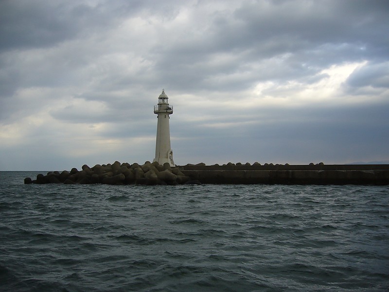 Toyama Ko / Shinminato / E Breakwater Head lighthouse
Keywords: Toyama Bay;Japan;Shinminato