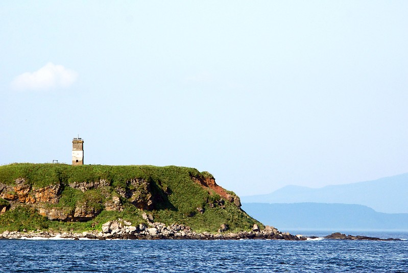 Kuril Islands / Kunashir / Yuzhno-Kuril'skiy Cape lighthouse
Keywords: Kuril Islands;Russia;Far East;South Kuril strait