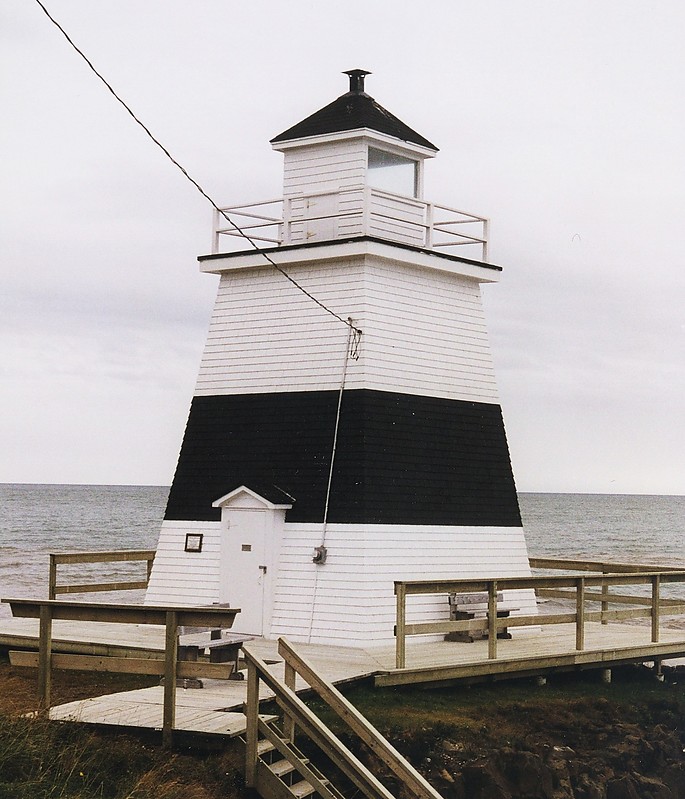 Nova Scotia / Margaretsville Lighthouse
Author of the photo: [url=https://www.flickr.com/photos/larrymyhre/]Larry Myhre[/url]

Keywords: Nova Scotia;Canada;Bay of Fundy