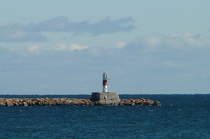 Michigan / Marquette Breakwater Outer light
Author of the photo: [url=https://www.flickr.com/photos/larrymyhre/]Larry Myhre[/url]

Keywords: Michigan;Lake Superior;United States;Marquette