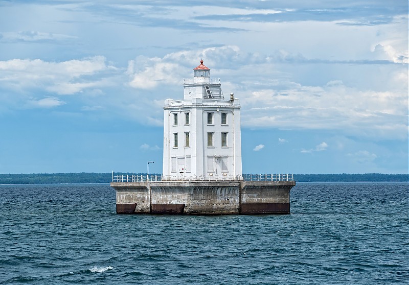 Michigan / Martin Reef lighthouse
Author of the photo: [url=https://www.flickr.com/photos/selectorjonathonphotography/]Selector Jonathon Photography[/url]
Keywords: Michigan;Lake Huron;Offshore;United States