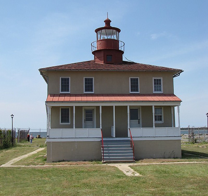 Maryland / Point Lookout lighthouse
Author of the photo: [url=https://www.flickr.com/photos/21475135@N05/]Karl Agre[/url]
Keywords: United States;Maryland;Chesapeake bay