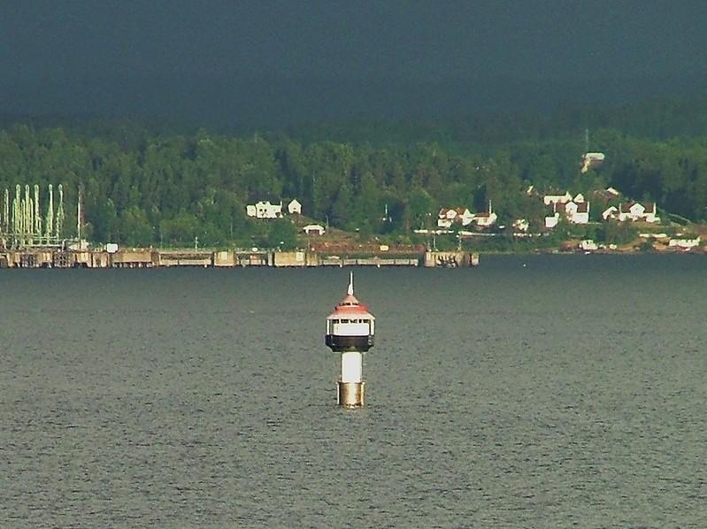 Vestfold / Medfjordbaen lighthouse
Author of the photo: [url=https://www.flickr.com/photos/larrymyhre/]Larry Myhre[/url]

Keywords: Vestfold;Oslofjord;Norway;Offshore