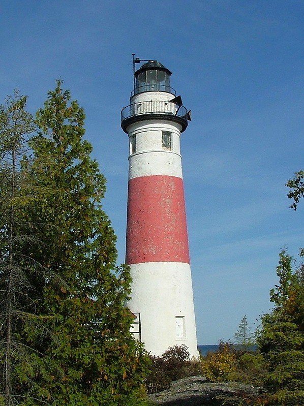 Michigan / Middle Island lighthouse
Author of the photo: [url=https://www.flickr.com/photos/larrymyhre/]Larry Myhre[/url]
Keywords: Michigan;Lake Huron;United States