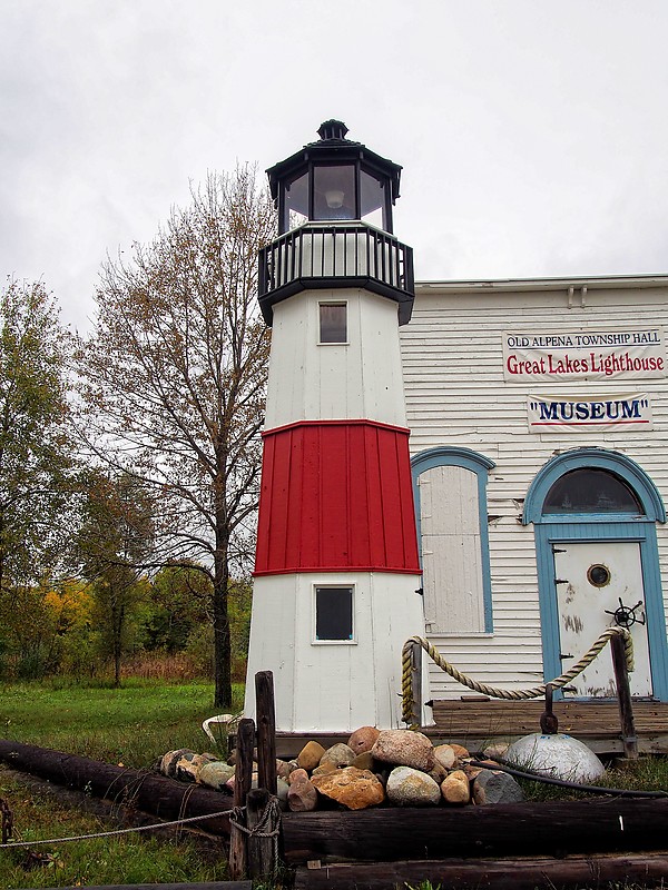 US / Michigan / Alpena lighthouse museum exhibit
Author of the photo: [url=https://www.flickr.com/photos/selectorjonathonphotography/]Selector Jonathon Photography[/url]
Keywords: Museum