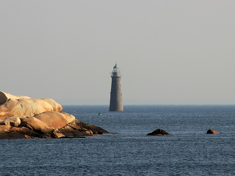 Massachusetts / Minot's Ledge lighthouse
Author of the photo: [url=https://www.flickr.com/photos/31291809@N05/]Will[/url]
Keywords: United States;Massachusetts;Atlantic ocean;Boston;Offshore