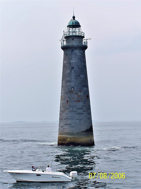 Massachusetts /  Minot's Ledge lighthouse
Author of the photo: [url=https://www.flickr.com/photos/bobindrums/]Robert English[/url]
Keywords: Massachusetts;United States;Boston;Atlantic ocean;Offshore