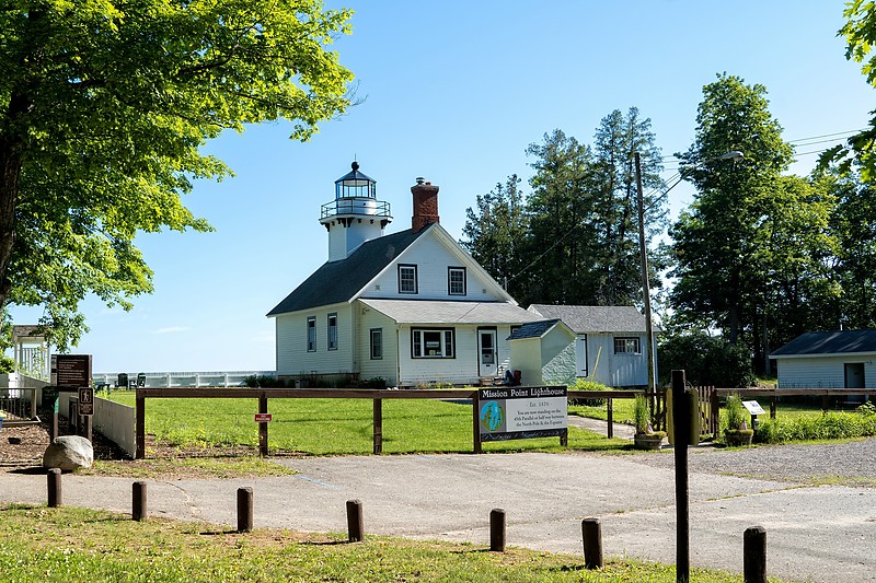Michigan / Old Mission Point lighthouse
Author of the photo: [url=https://www.flickr.com/photos/selectorjonathonphotography/]Selector Jonathon Photography[/url]
Keywords: Michigan;Lake Michigan;United States