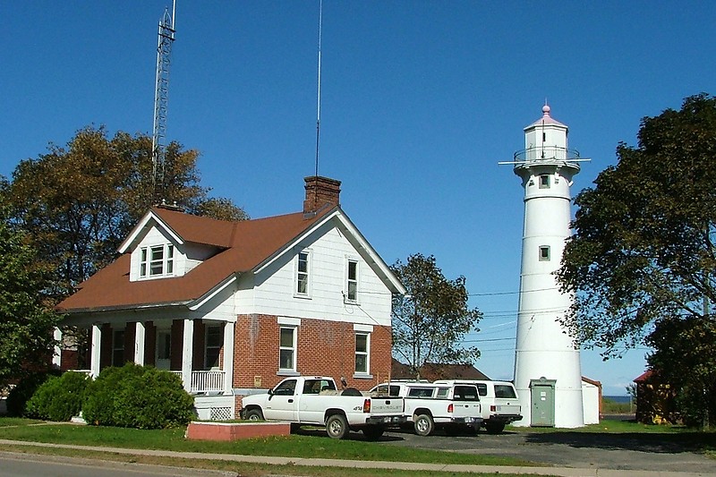Michigan / Munising Range Front lighthouse
Author of the photo: [url=https://www.flickr.com/photos/larrymyhre/]Larry Myhre[/url]

Keywords: Michigan;Lake Superior;United States