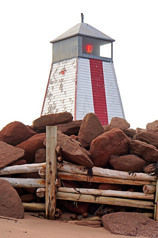 Prince Edward Island / Murray Harbour Range Front lighthouse
Author of the photo: [url=https://www.flickr.com/photos/archer10/] Dennis Jarvis[/url]

Keywords: Prince Edward Island;Canada;Gulf of Saint Lawrence