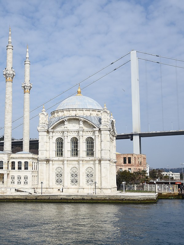 Istanbul / 15 July Martyrs Bridge European Coastline Tower light
Keywords: Bosphorus;Turkey;Istanbul