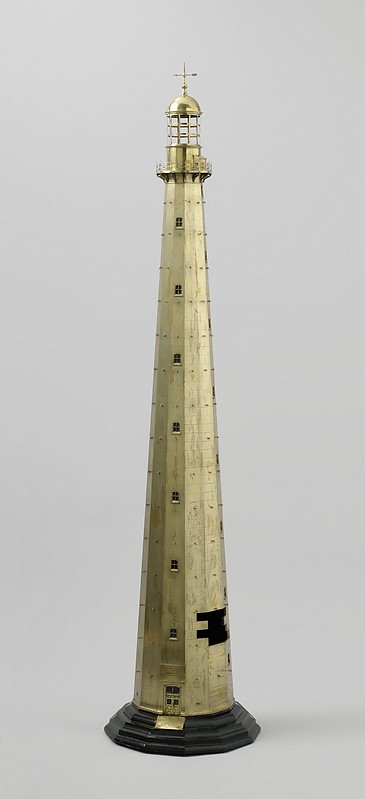 Dutch national museum / unknown lighthouse model
Maybe indonesian
Made in 1879
[url=https://www.rijksmuseum.nl]Source[/url]
Keywords: Museum