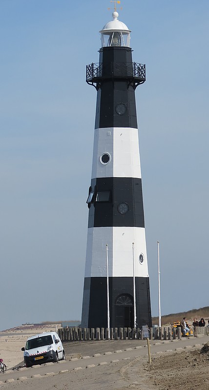 Breskens / Nieuwe Sluis lighthouse
Author of the photo: [url=https://www.flickr.com/photos/21475135@N05/]Karl Agre[/url]
Keywords: Breskens;Netherlands;North sea