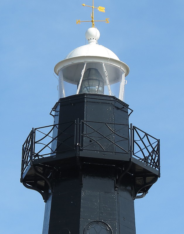 Breskens / Nieuwe Sluis lighthouse - lantern
Author of the photo: [url=https://www.flickr.com/photos/21475135@N05/]Karl Agre[/url]
Keywords: Breskens;Netherlands;North sea;Lantern