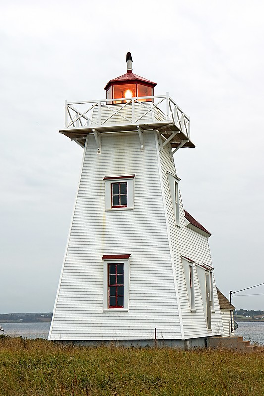 Prince Edward Island / North Rustico Harbour lighthouse
Author of the photo: [url=https://www.flickr.com/photos/archer10/] Dennis Jarvis[/url]

Keywords: Prince Edward Island;Canada;Gulf of Saint Lawrence