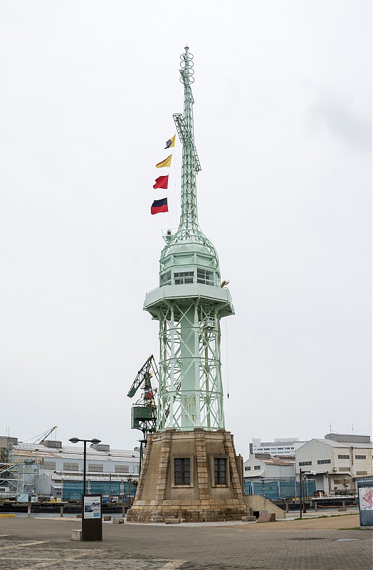Kobe port old signal station
Author of the photo: [url=https://www.flickr.com/photos/selectorjonathonphotography/]Selector Jonathon Photography[/url]
Keywords: Kobe;Japan;Osaka bay