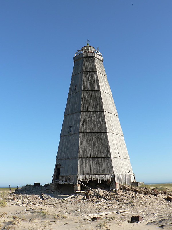 Barents sea / Khodovarikha lighthouse
Source: [url=http://www.polarpost.ru/forum/viewtopic.php?f=28&p=48088]Polar Post[/url]
Keywords: Barents sea;Pechora sea;Russia;Arctic ocean