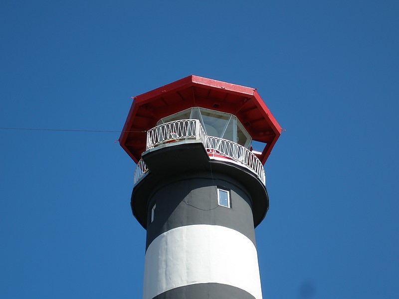 White sea / Morzhovets island lighthouse - Lantern
AKA Morzhovskiy
Source: [url=http://www.polarpost.ru/forum/viewtopic.php?f=28&t=5354]Polar Post[/url]
Keywords: White sea;Russia;Lantern