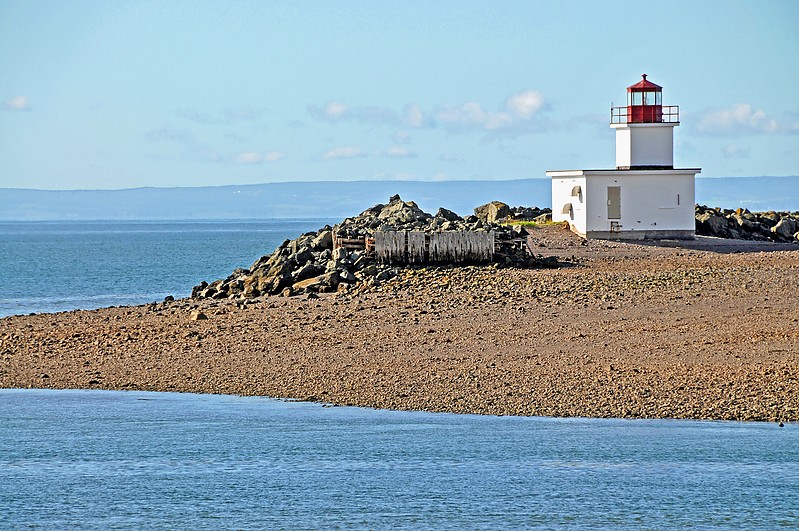 Nova Scotia / Parrsboro Lighthouse
Author of the photo: [url=https://www.flickr.com/photos/archer10/] Dennis Jarvis[/url]

Keywords: Nova Scotia;Canada;Bay of Fundy