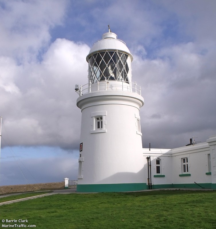 Cornwall / Pendeen lighthouse
Author of the photo: [url=http://www.marinetraffic.com/ais/showallthumbs.aspx?copyright=Barrie%20Clark]Barrie Clark[/url]
Keywords: Cornwall;England;United Kingdom;Celtic sea