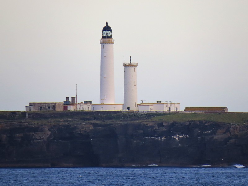 Orknay / Pentland Firth / Skerries Lighthouses High (left) & Low
Author of the photo: [url=https://www.flickr.com/photos/larrymyhre/]Larry Myhre[/url]
Keywords: Pentland Skerries;Scotland;United Kingdom;Pentland Firth