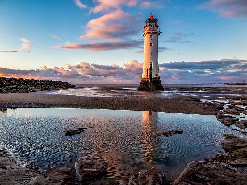 Liverpool Bay / Perch Rock / New Brighton Lighthouse
Author of the photo: [url=https://www.flickr.com/photos/34919326@N00/]Fin Wright[/url]
Keywords: Liverpool Bay;Mersey;United Kingdom;England;New Brighton