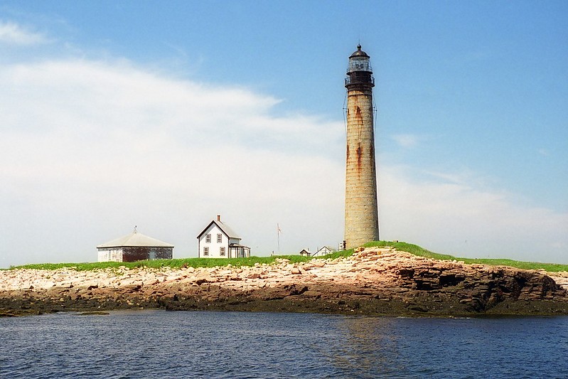 Maine / Petit Manan lighthouse
Author of the photo: [url=https://jeremydentremont.smugmug.com/]nelights[/url]

Keywords: Maine;Atlantic ocean;United States