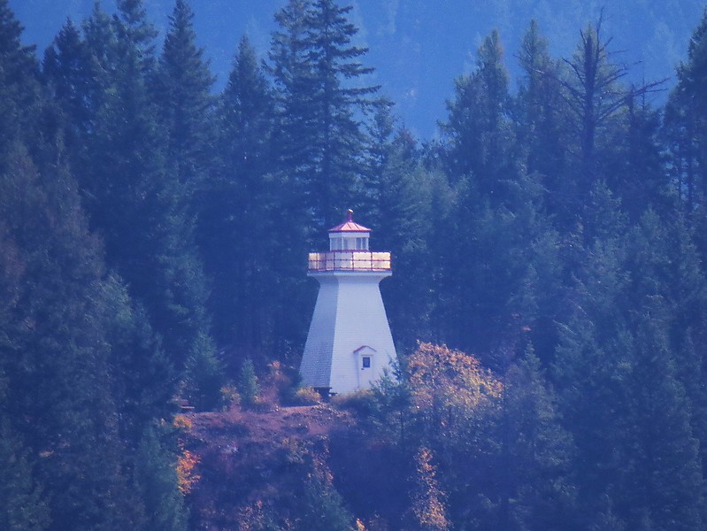 Pilot Bay lighthouse
Author of the photo: [url=https://www.flickr.com/photos/larrymyhre/]Larry Myhre[/url]
Keywords: Kootenay bay;Canada;British Columbia