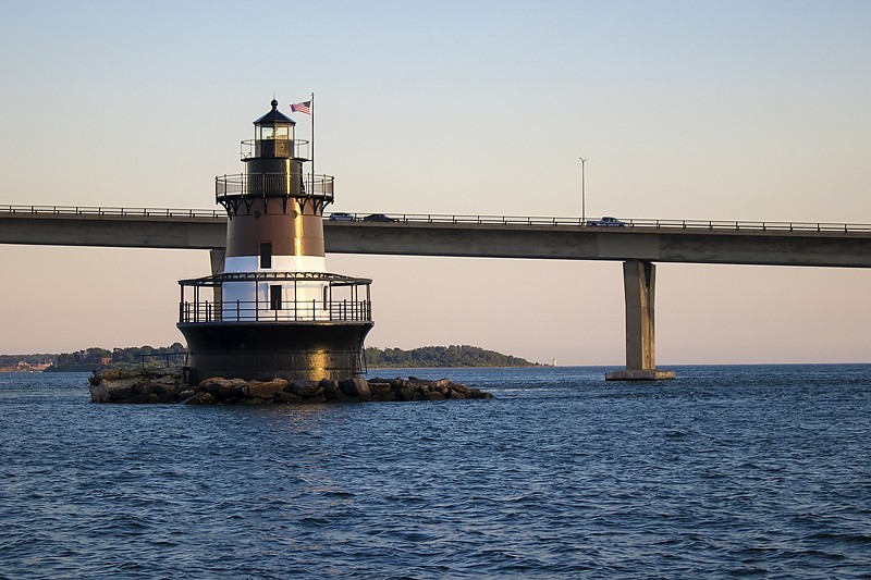 Rhode island / Plum Beach lighthouse
Author of the photo: [url=https://jeremydentremont.smugmug.com/]nelights[/url]

Keywords: Rhode Island;United States;Atlantic ocean;Offshore