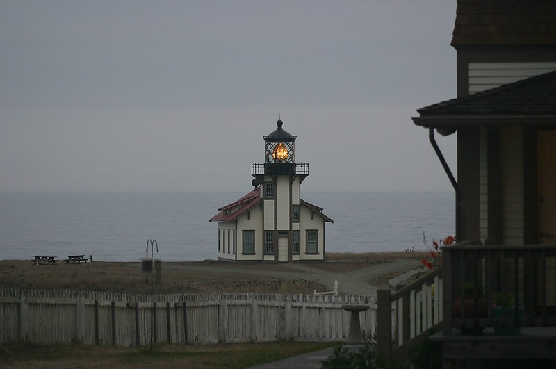 California / Point Cabrillo lighthouse
Author of the photo: [url=https://www.flickr.com/photos/31291809@N05/]Will[/url]

Keywords: United States;Pacific ocean;California