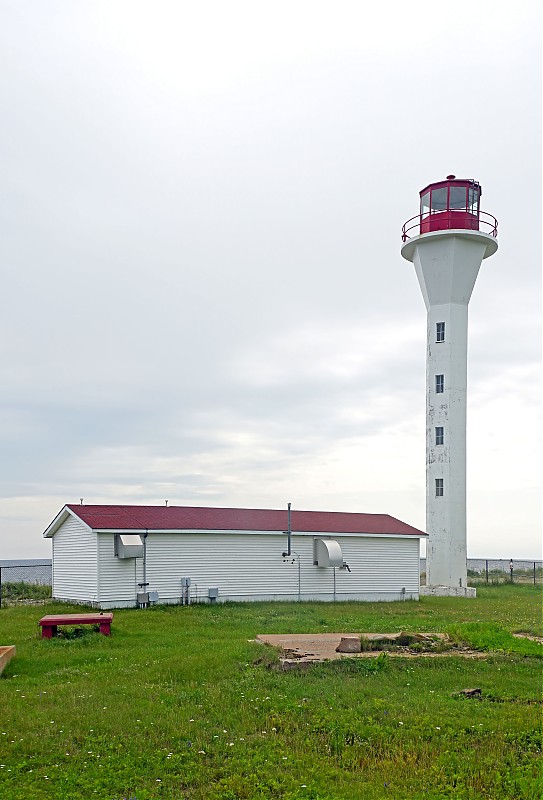 New Brunswick /  Point Escuminac lighthouse
Author of the photo: [url=https://www.flickr.com/photos/archer10/] Dennis Jarvis[/url]
Keywords: Gulf of Saint Lawrence;New Brunswick;Canada;Miramichi Bay