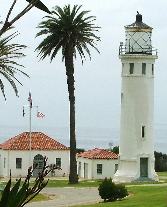 California / Point Vincente Lighthouse
Author of the photo: [url=https://www.flickr.com/photos/larrymyhre/]Larry Myhre[/url]

Keywords: California;Los Angeles;Pacific ocean;United States
