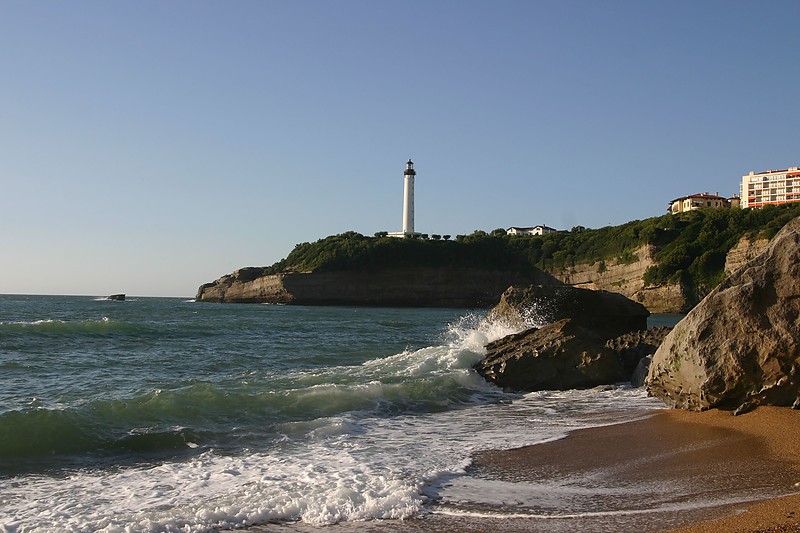 Phare d'Anglet (AKA Phare de la Pointe Saint-Martin)
Author of the photo: [url=https://www.flickr.com/photos/31291809@N05/]Will[/url]
Keywords: Anglet;France;Bay of Biscay