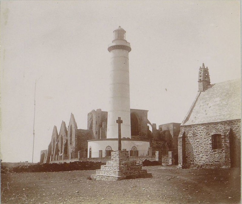 Brittany / Finistere / Phare de Saint-Mathieu - Historic picture
[url=https://www.rijksmuseum.nl]Source[/url]
Keywords: France;Le Conquet;Bay of Biscay;Historic