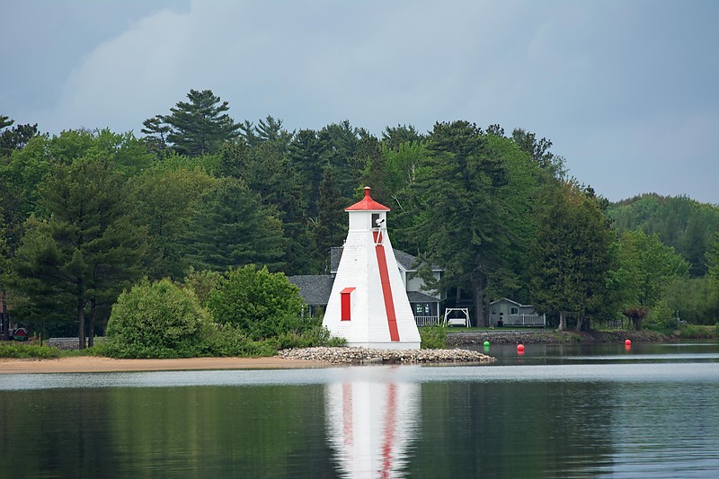 Lake Superior / Pointe aux Pins Front Range lighthouse
Author of the photo: [url=https://www.flickr.com/photos/8752845@N04/]Mark[/url]
Keywords: Lake Superior;Canada;Ontario