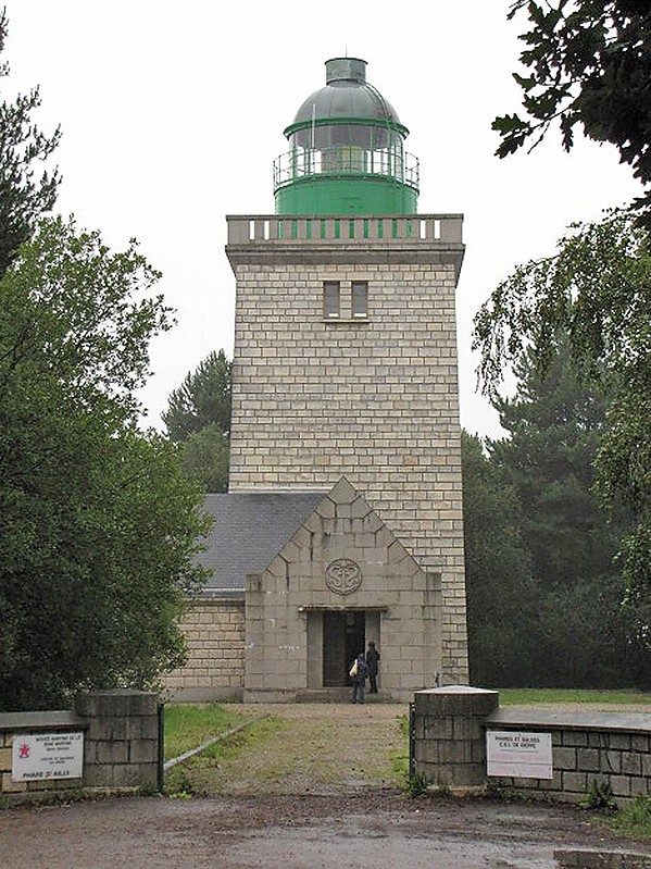 Normandy / Phare Cap d'Ailly
AKA Pointe d'Ailly  
Author of the photo: [url=https://www.flickr.com/photos/21475135@N05/]Karl Agre[/url]   
Keywords: Normandy;France;English channel