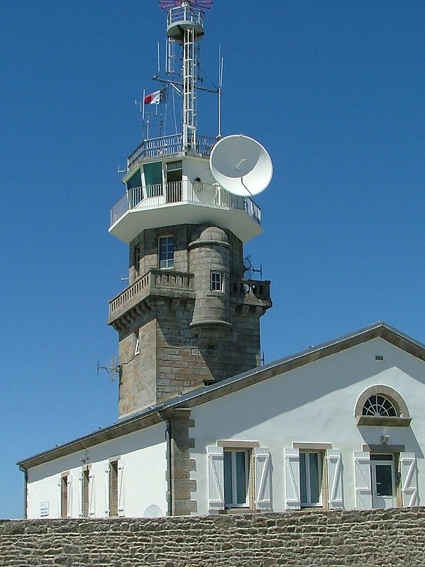 Brittany / Finistere / Pointe du Raz former Lighthouse & former Navy Semaphore + Traffic Control
Author of the photo: [url=https://www.flickr.com/photos/larrymyhre/]Larry Myhre[/url]
Keywords: France;Brittany;Bay of Biscay;Vessel Traffic Service