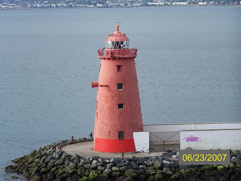 Dublin / Great South Wallhead / Poolbeg Lighthouse
Author of the photo: [url=https://www.flickr.com/photos/larrymyhre/]Larry Myhre[/url]
Keywords: Dublin;Irish sea;Ireland;Offshore
