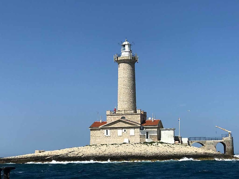 Hrid Porer lighthouse
Author of the photo: [url=https://www.flickr.com/photos/21475135@N05/]Karl Agre[/url]
Keywords: Croatia;Adriatic sea